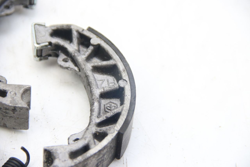 photo de MACHOIRE FREIN PIAGGIO ZIP 4T 50 (2018 - 2020) - Zoom état d’usage