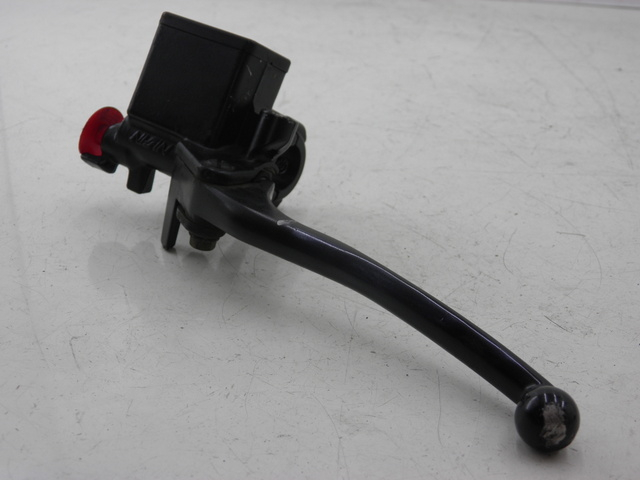 photo de MAITRE CYLINDRE FREIN ARRIERE HONDA FES PANTHEON 125 (2003 - 2007) - Vue principale