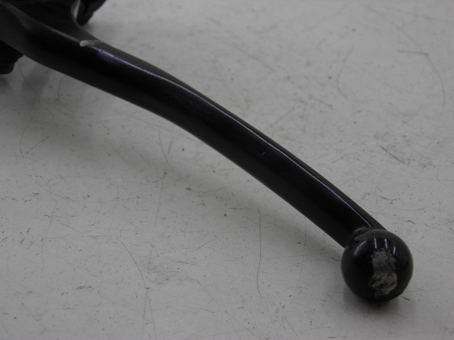 photo de MAITRE CYLINDRE FREIN ARRIERE HONDA FES PANTHEON 125 (2003 - 2007) - Détail de la pièce