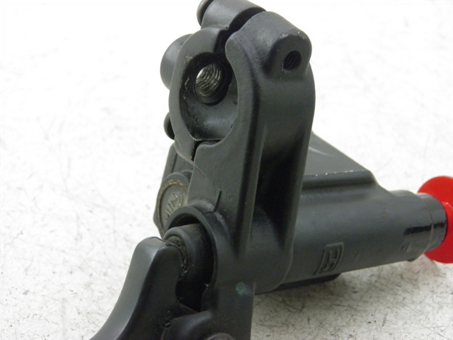 photo de MAITRE CYLINDRE ARRIERE PIAGGIO CARNABY 125 (2007 - 2011) - Zoom état d’usage