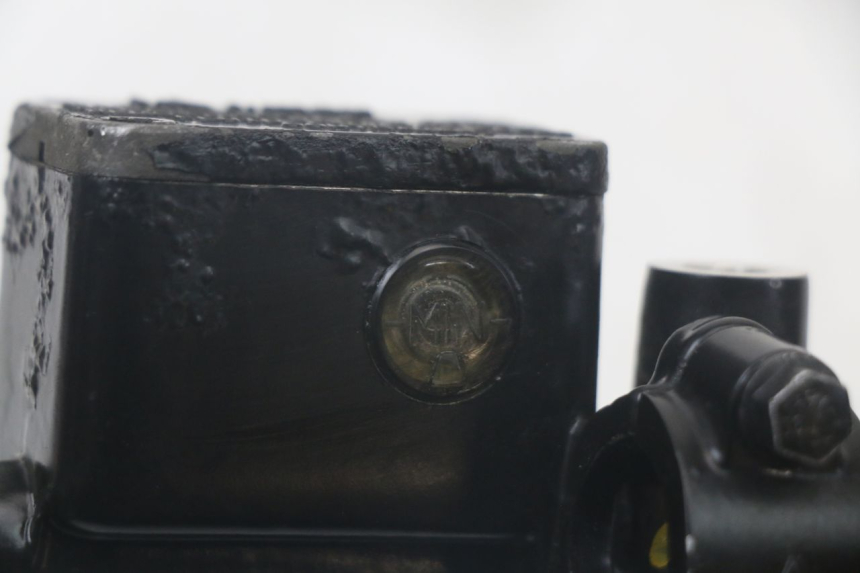 photo de MAITRE CYLINDRE AVANT QUADRO 3D S 350 (2013 - 2018) - Points de fixation