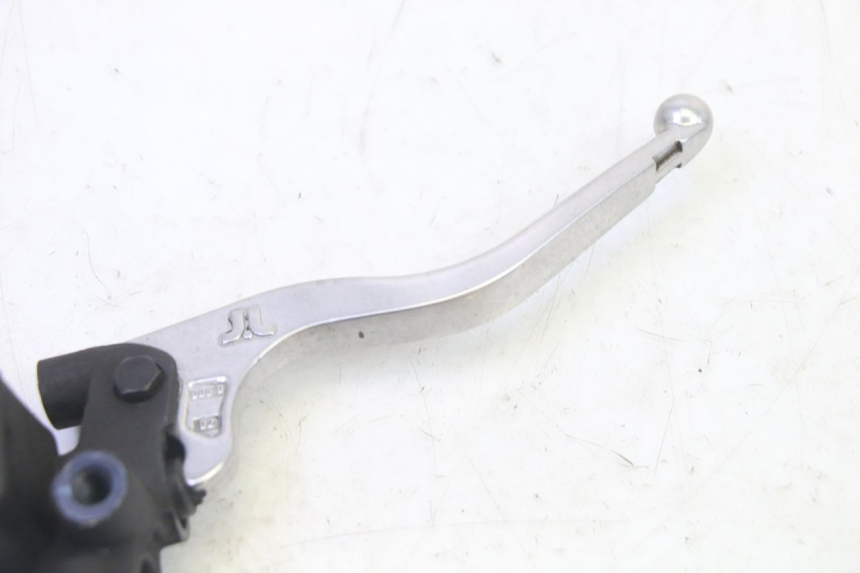 photo de MAITRE CYLINDRE AVANT QUADRO 4 4D 350 (2015 - 2018) - Zoom état d’usage