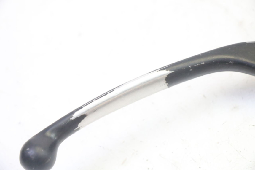 photo de MAITRE CYLINDRE AVANT ADIVA AD3 300 (2014 - 2020) - Gros plan technique