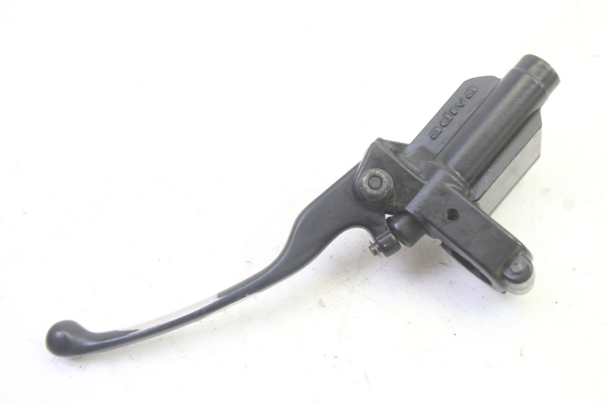 photo de MAITRE CYLINDRE AVANT ADIVA AD3 300 (2014 - 2020) - Points de fixation