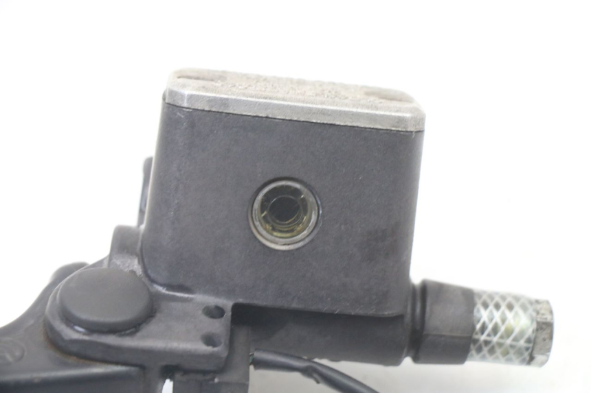 photo de MAITRE CYLINDRE AVANT BMW C1 125 (2000 - 2003) - Vue d’ensemble