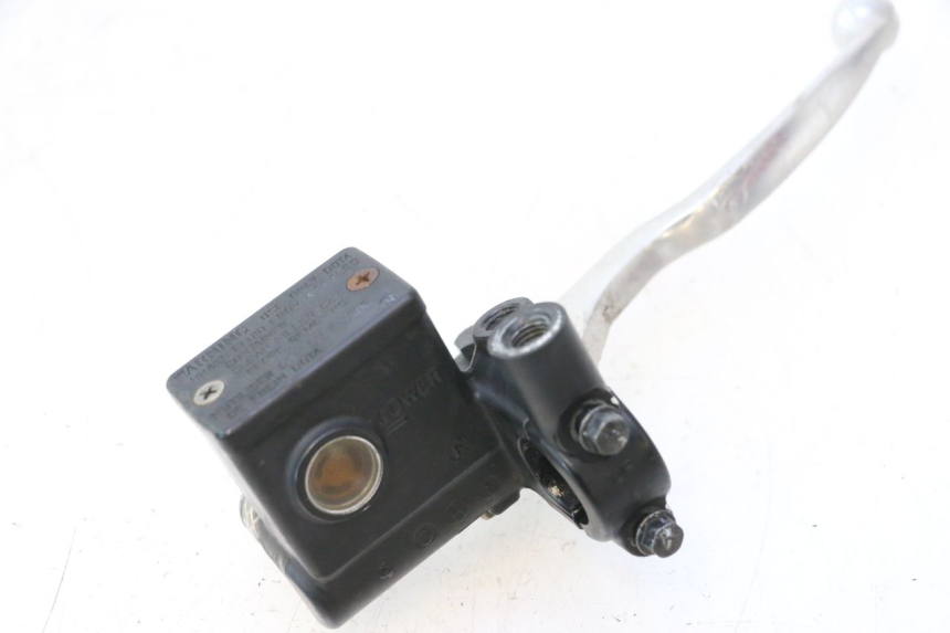 photo de MAITRE CYLINDRE AVANT SUZUKI BURGMAN 125 (2007 - 2014) - Détail de la pièce