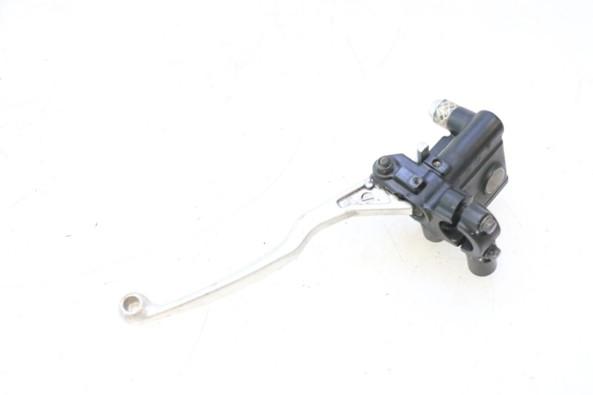photo de MAITRE CYLINDRE AVANT SUZUKI BURGMAN 125 (2007 - 2014) - Vue d’ensemble