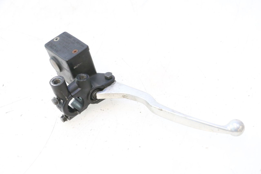 photo de MAITRE CYLINDRE AVANT SUZUKI BURGMAN 125 (2007 - 2014) - État de surface