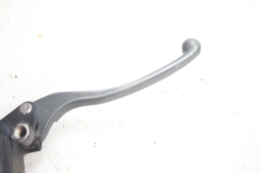 photo de MAITRE CYLINDRE AVANT HONDA CB TWO FIFTY 250 (1991 - 2002) - Vue d’ensemble