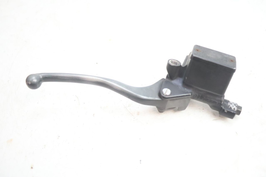 photo de MAITRE CYLINDRE AVANT HONDA CB TWO FIFTY 250 (1991 - 2002) - Points de fixation