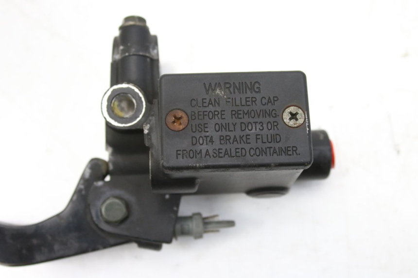 photo de MAITRE CYLINDRE AVANT PEUGEOT CITYSTAR 50 (2013 - 2017) - Gros plan technique