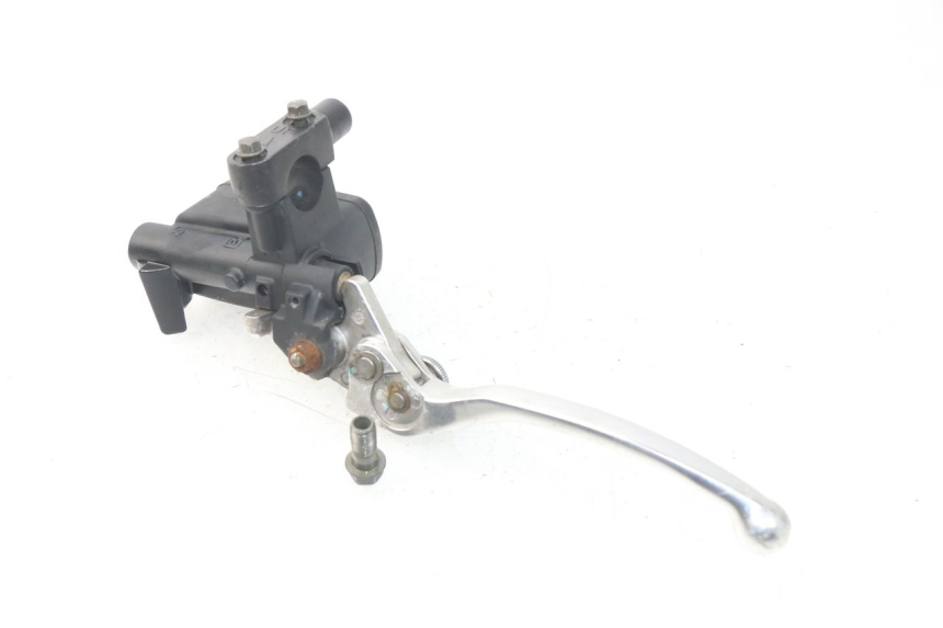 photo de MAITRE CYLINDRE AVANT KYMCO DINK STREET 125 (2009 - 2014) - Autre angle de vue