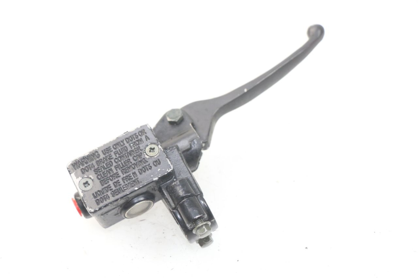 photo de MAITRE CYLINDRE AVANT CCR DIRT BIKE 125 - Gros plan technique