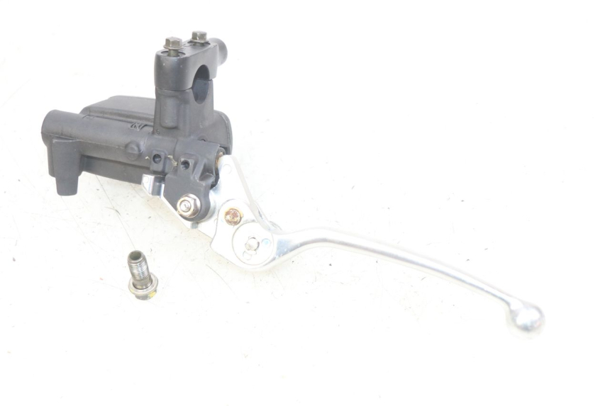 photo de MAITRE CYLINDRE AVANT KYMCO DOWNTOWN ABS 125 (2015 - 2017) - Détail de la pièce