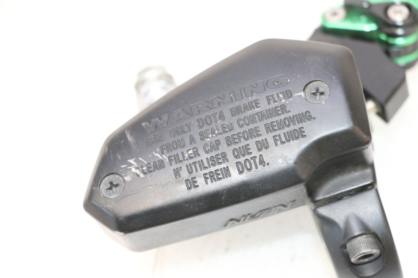 photo de MAITRE CYLINDRE AVANT KAWASAKI ER-6 ER6 F ABS 650 (2012 - 2016) - Points de fixation