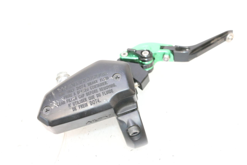 photo de MAITRE CYLINDRE AVANT KAWASAKI ER-6 ER6 F ABS 650 (2012 - 2016) - État de surface
