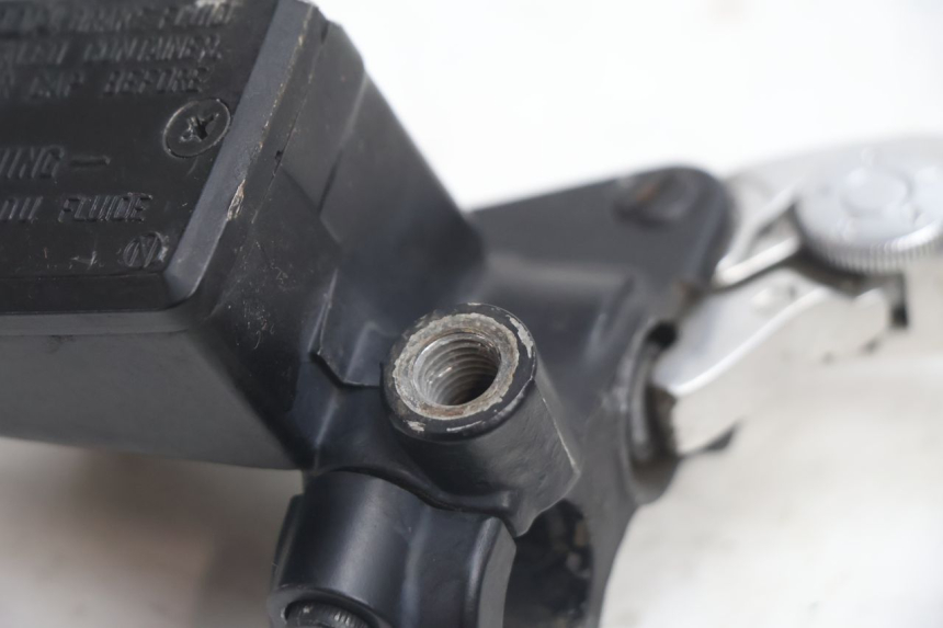 photo de MAITRE CYLINDRE AVANT KAWASAKI ER-6 ER6 N 650 (2005 - 2009) - Zoom état d’usage