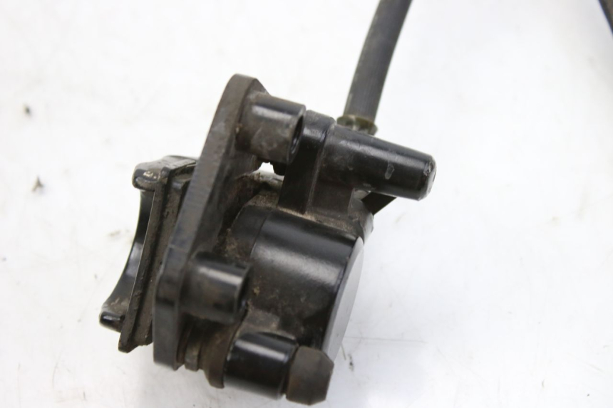 photo de MAITRE CYLINDRE AVANT JM MOTORS EVOLIS 4T 50 (2018 - 2022) - Points de fixation