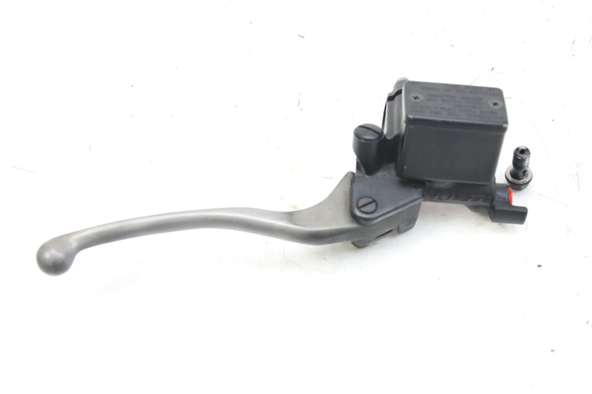 photo de MAITRE CYLINDRE AVANT HONDA FES S-WING SWING ABS 125 (2007 - 2015) - Autre angle de vue