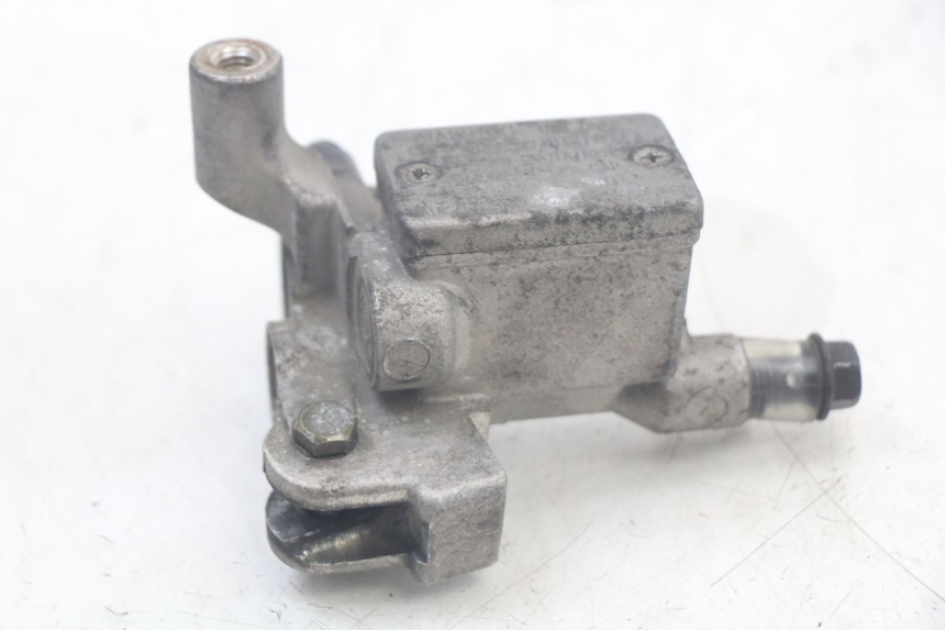 photo de MAITRE CYLINDRE AVANT MBK FLAME X 125 (2007 - 2016) - Autre angle de vue