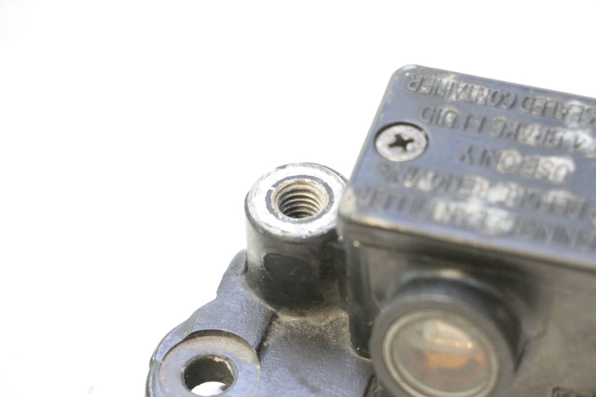 photo de MAITRE CYLINDRE AVANT PIAGGIO FLY 2T 50 (2004 - 2017) - Zoom état d’usage