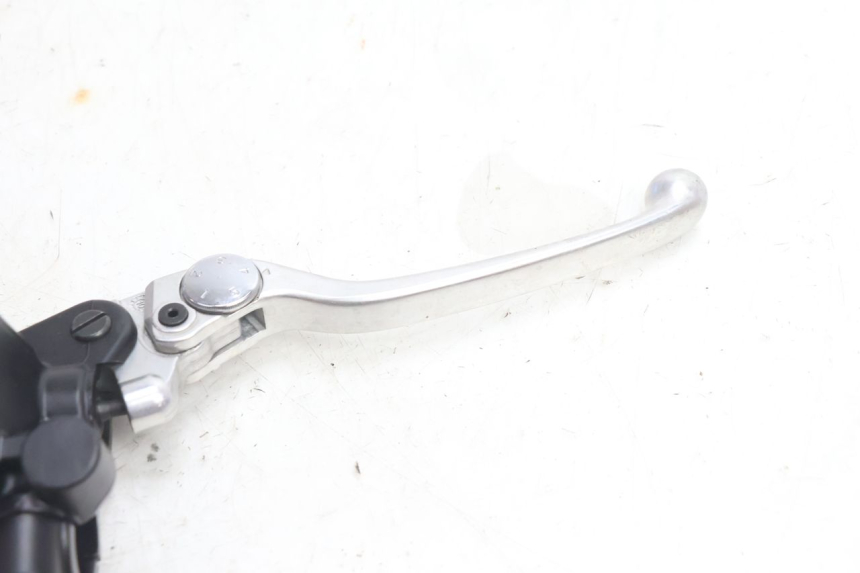 photo de MAITRE CYLINDRE AVANT YAMAHA FZ8 800 (2010 - 2016) - État de surface