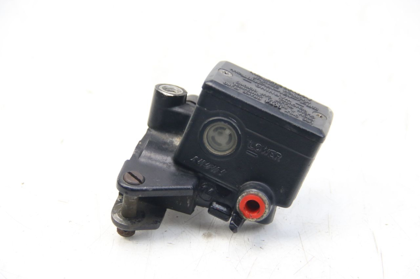 photo de MAITRE CYLINDRE AVANT YAMAHA FZS FAZER 600 (2001 - 2003) - Vue principale