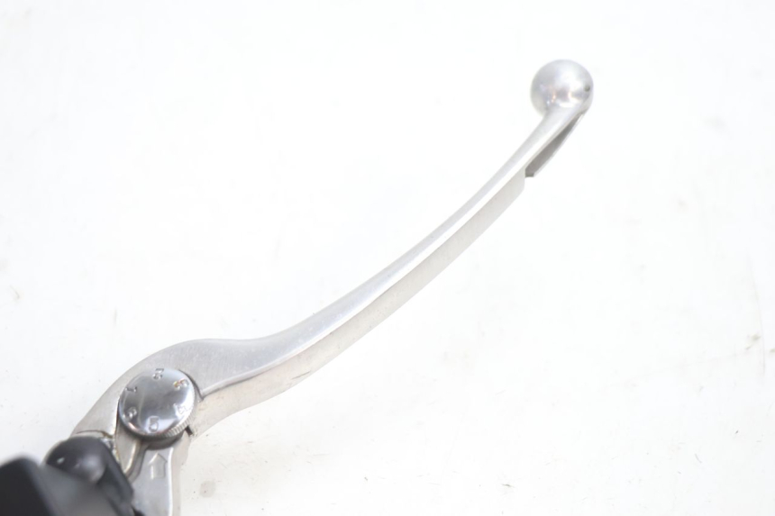 photo de MAITRE CYLINDRE AVANT SUZUKI GSF N BANDIT 1200 (2001 - 2005) - Autre angle de vue