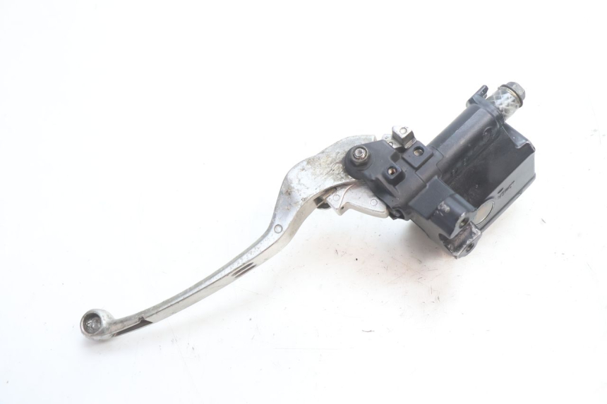 photo de MAITRE CYLINDRE AVANT SUZUKI GSR 600 (2005 - 2012) - Vue d’ensemble