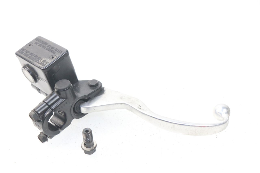 photo de MAITRE CYLINDRE AVANT SYM GTS EFI ABS 125 (2012 - 2016) - Autre angle de vue