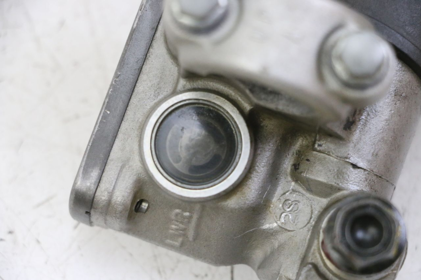 photo de MAITRE CYLINDRE AVANT HONDA CR 85 (2003 - 2007) - Zoom état d’usage