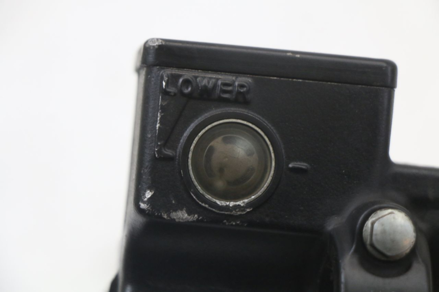 photo de MAITRE CYLINDRE AVANT HONDA NES AROBASE 125 (2000 - 2003) - Vue d’ensemble