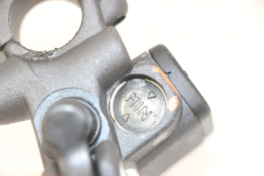 photo de MAITRE CYLINDRE AVANT PEUGEOT JET FORCE CARBU 50 (2003 - 2016) - Zoom état d’usage