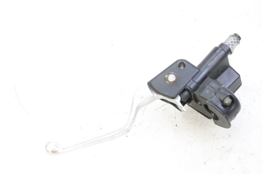 photo de MAITRE CYLINDRE AVANT KEEWAY K-LIGHT KLIGHT 125 (2018 - 2025) - Gros plan technique
