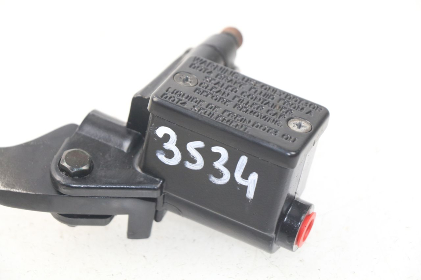 photo de MAITRE CYLINDRE AVANT PEUGEOT KISBEE 2T 50 (2010 - 2017) - Points de fixation