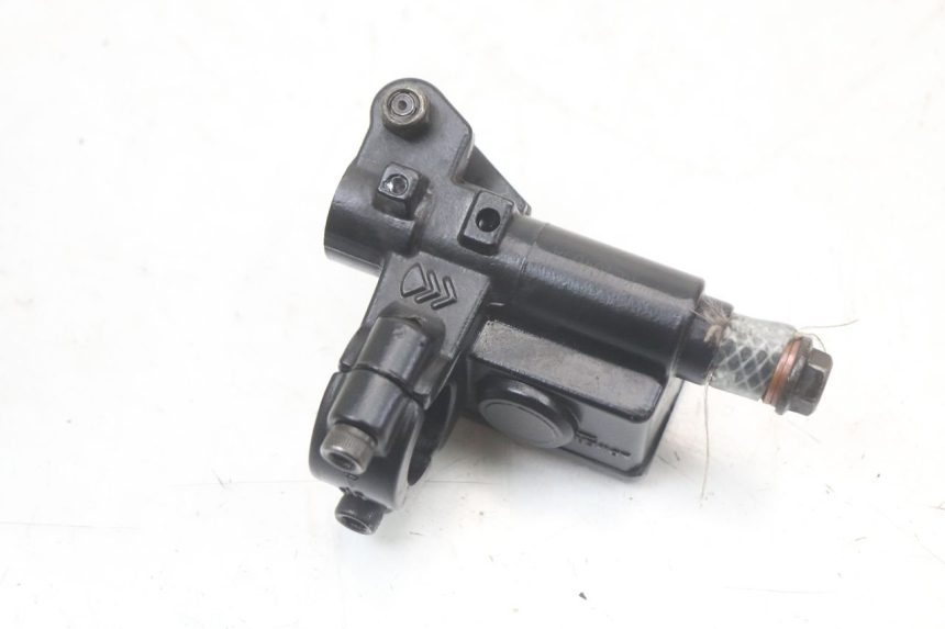 photo de MAITRE CYLINDRE AVANT PEUGEOT KISBEE 2T 50 (2010 - 2017) - Vue d’ensemble