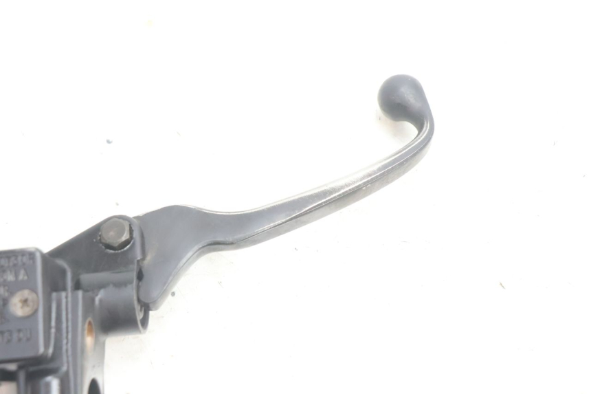 photo de MAITRE CYLINDRE AVANT PEUGEOT KISBEE 2T 50 (2010 - 2017) - Autre angle de vue