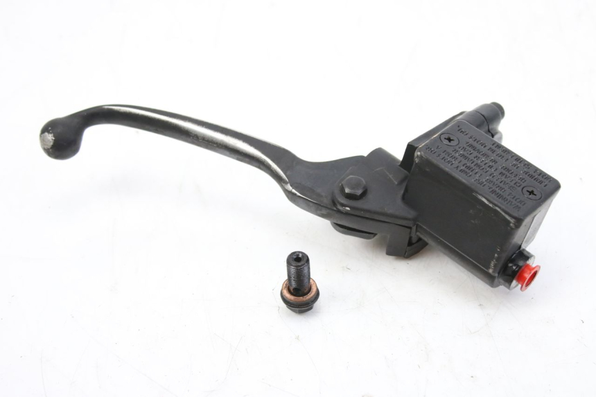 photo de MAITRE CYLINDRE AVANT PEUGEOT KISBEE 4T 50 (2018 - 2022) - Gros plan technique