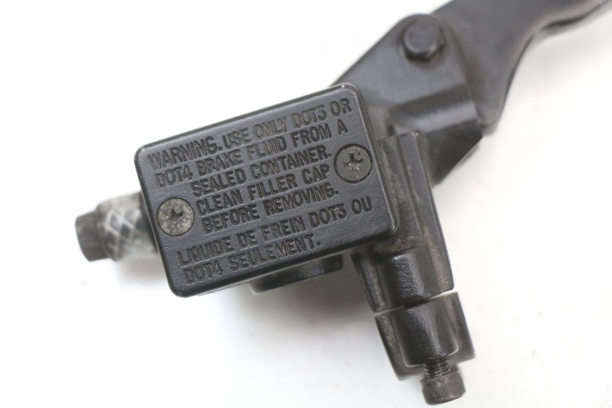 photo de MAITRE CYLINDRE AVANT PEUGEOT KISBEE 4T 50 (2018 - 2022) - Détail de la pièce