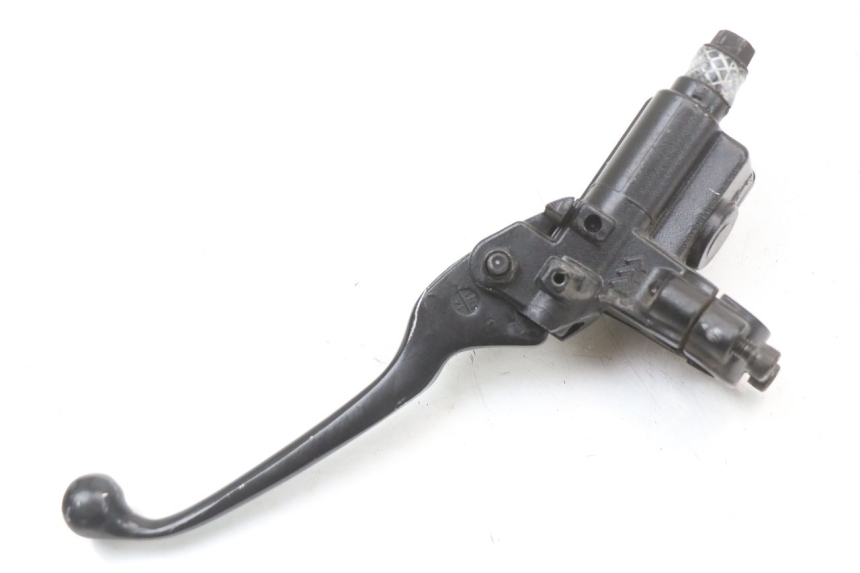 photo de MAITRE CYLINDRE AVANT PEUGEOT KISBEE 4T 50 (2018 - 2022) - Gros plan technique