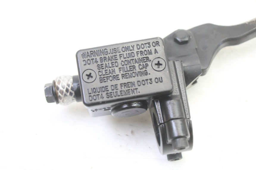 photo de MAITRE CYLINDRE AVANT PEUGEOT KISBEE 4T 50 (2018 - 2022) - Détail de la pièce