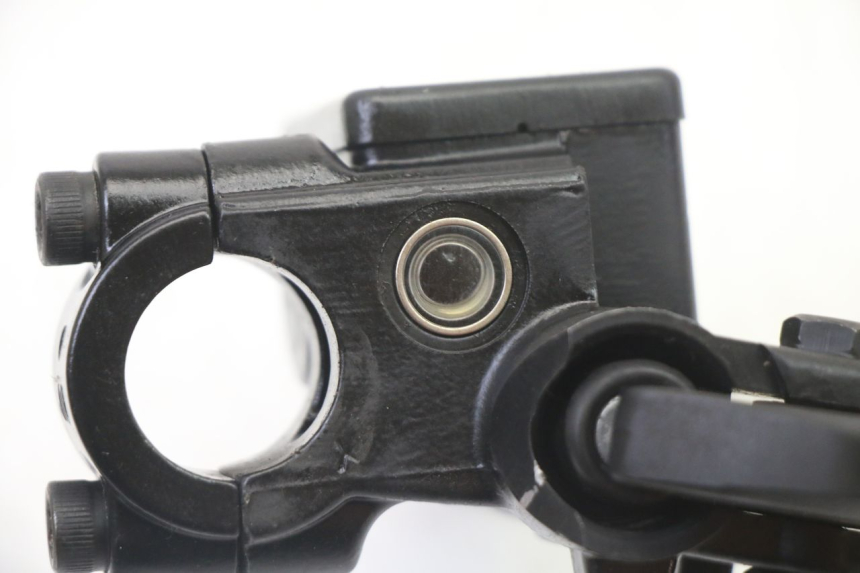 photo de MAITRE CYLINDRE AVANT PEUGEOT KISBEE 4T 50 (2018 - 2022) - Gros plan technique