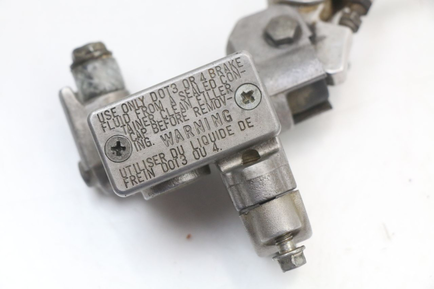 photo de MAITRE CYLINDRE AVANT KAWASAKI KX 85 (2014 - 2021) - Autre angle de vue