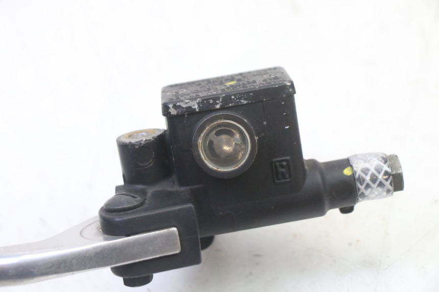 photo de MAITRE CYLINDRE AVANT PIAGGIO LIBERTY 4T 50 (2009 - 2015) - Vue d’ensemble