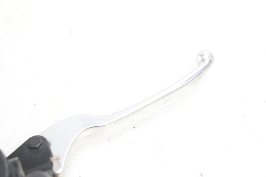 photo de MAITRE CYLINDRE AVANT KYMCO MOVIE S 125 (2009 - 2018) - Autre angle de vue
