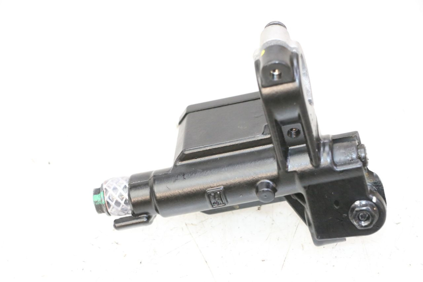 photo de MAITRE CYLINDRE AVANT PIAGGIO MP3 HPE 310 (2024 - 2025) - Détail de la pièce