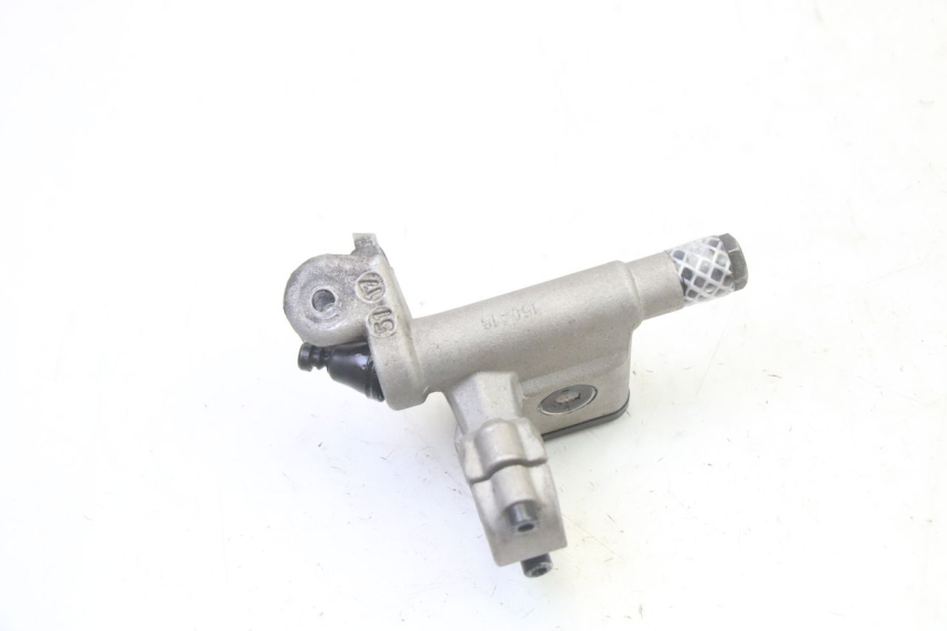 photo de MAITRE CYLINDRE AVANT RIEJU MRT 50 (2018 - 2021) - Points de fixation