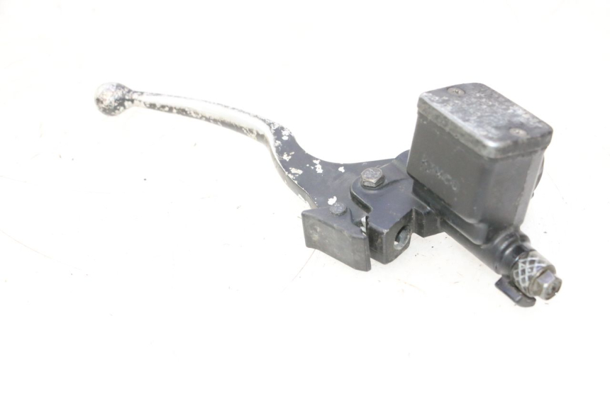 photo de MAITRE CYLINDRE AVANT KYMCO MXU R 250 (2004 - 2010) - Points de fixation