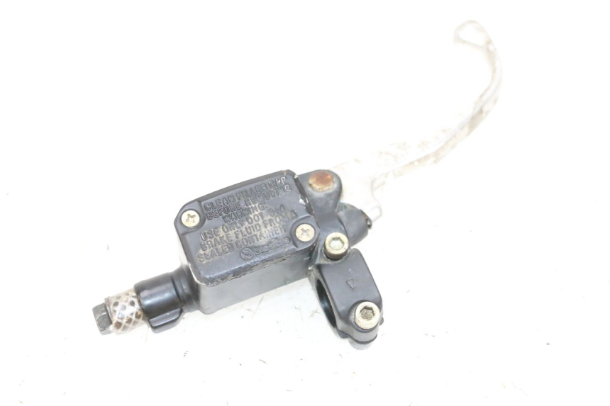 photo de MAITRE CYLINDRE AVANT YAMAHA NEO'S NEOS 2T 50 (1998 - 2007) - Points de fixation