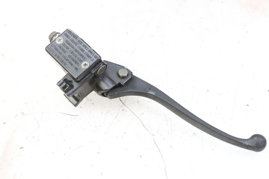 photo de MAITRE CYLINDRE AVANT JM MOTORS OLDIES GT 4T 50 (2018 - 2025) - Gros plan technique